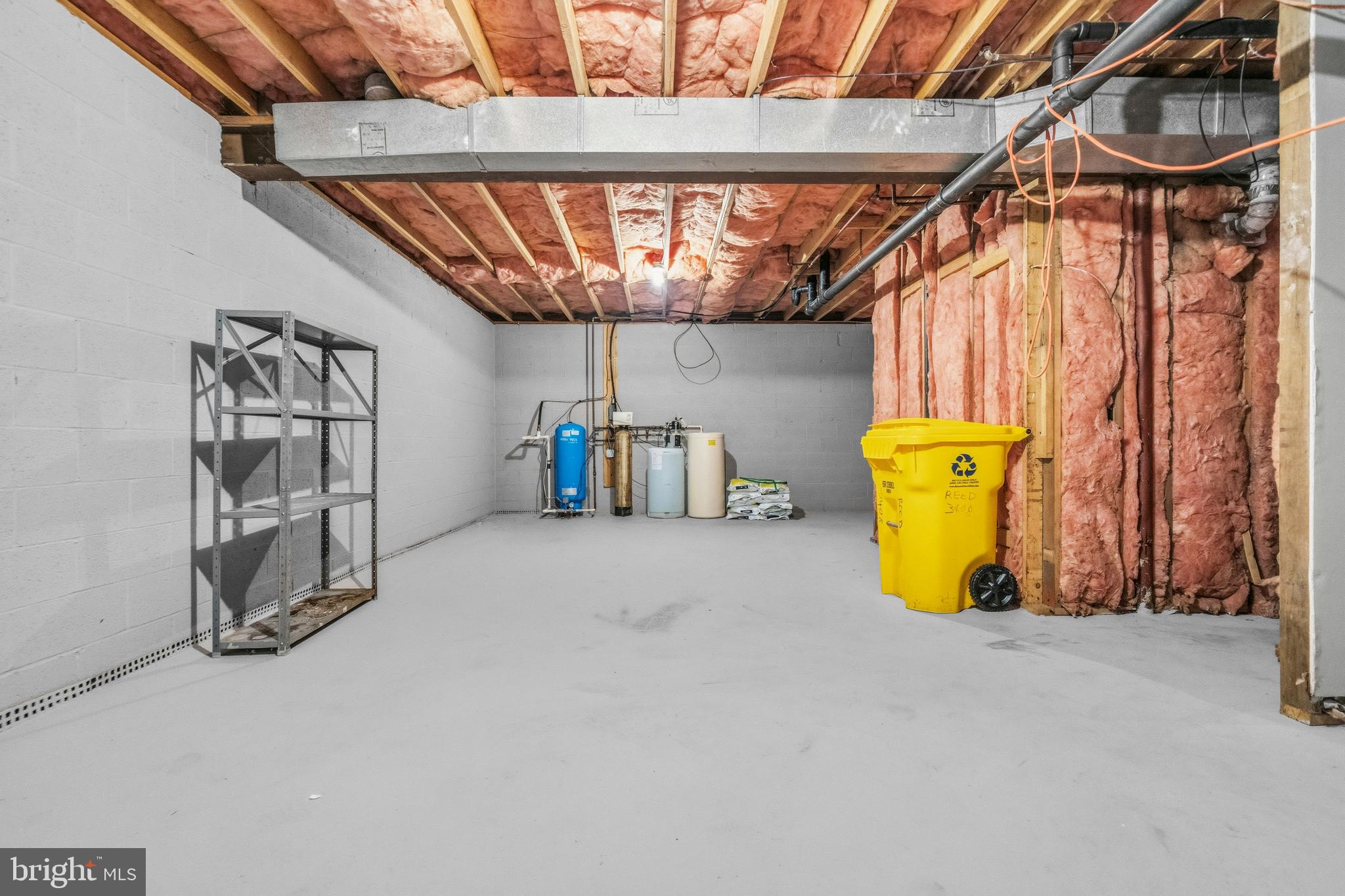 DAVIDSONVILLE - Residential