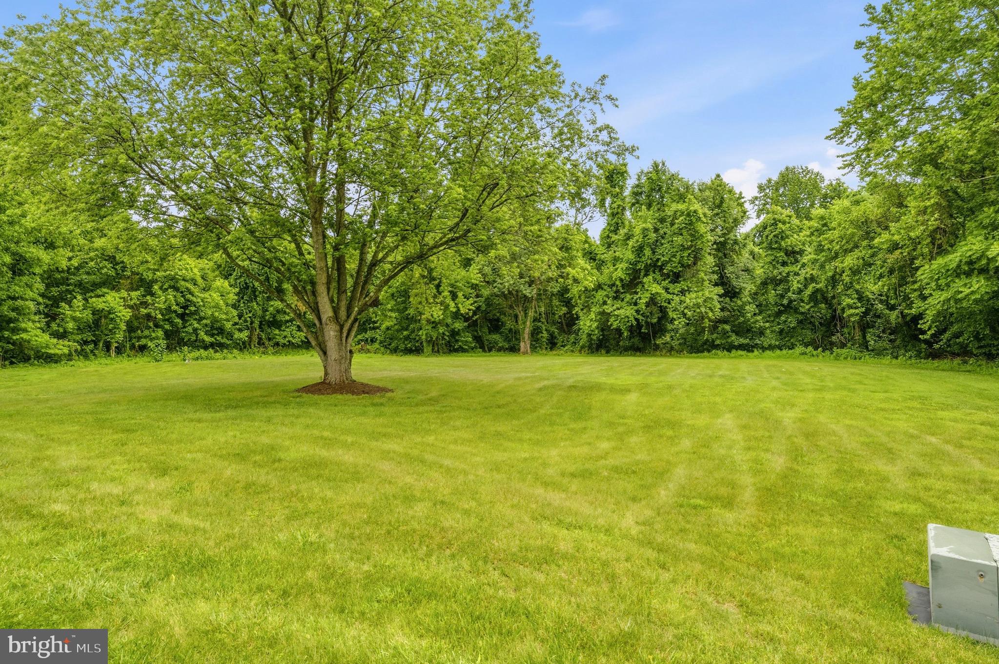 DAVIDSONVILLE - Residential