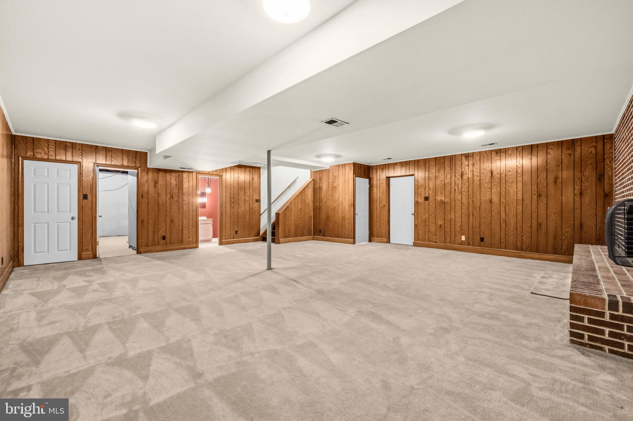 DAVIDSONVILLE - Residential