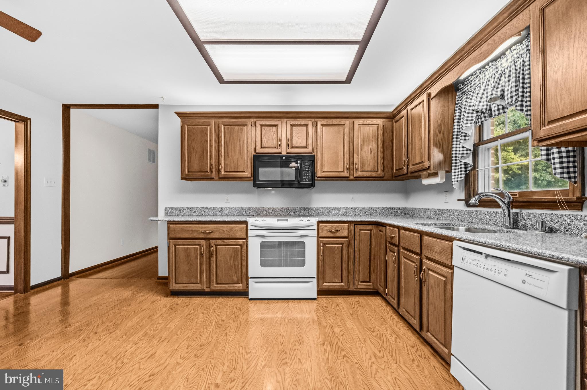 DAVIDSONVILLE - Residential