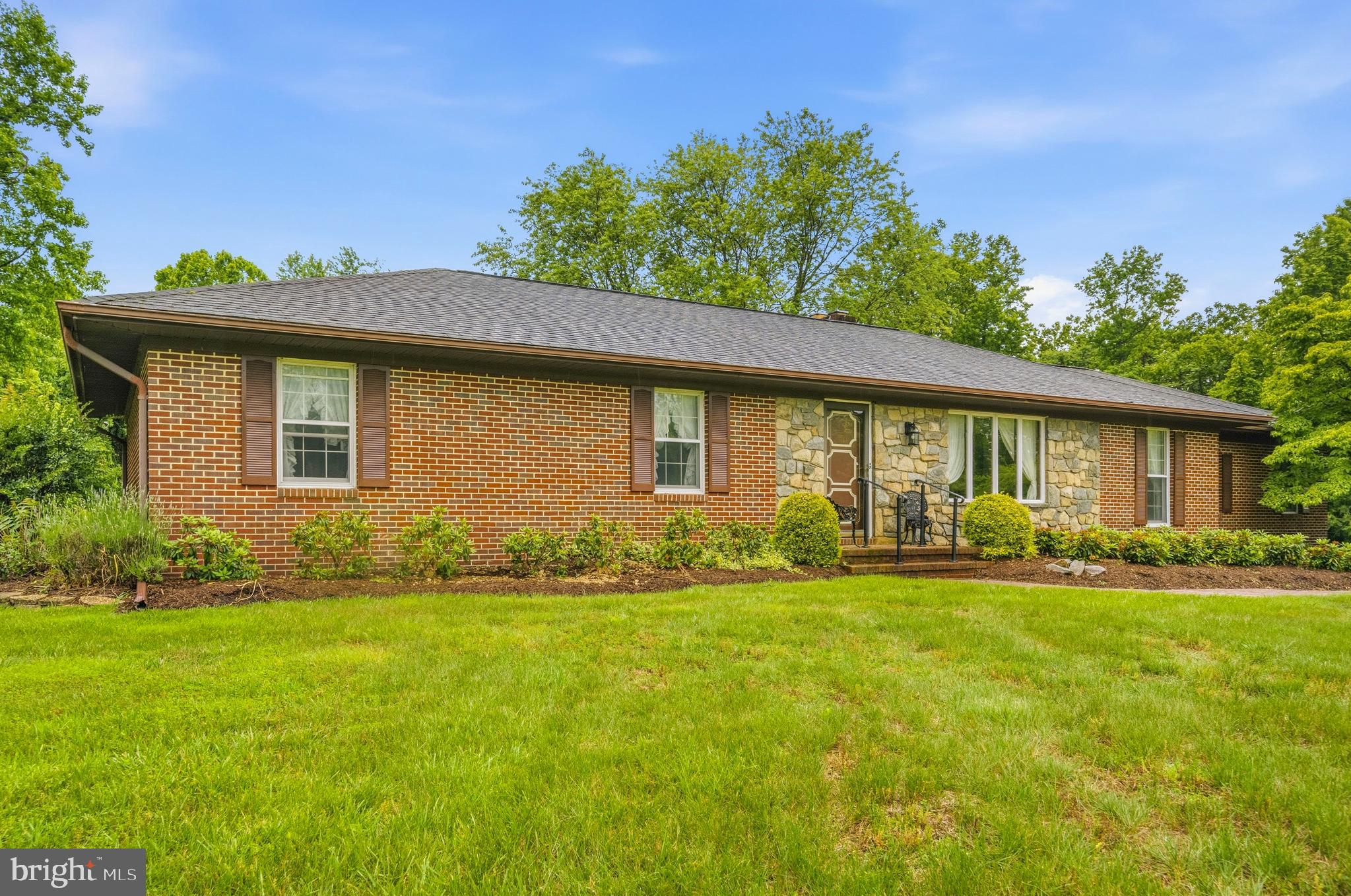 DAVIDSONVILLE - Residential