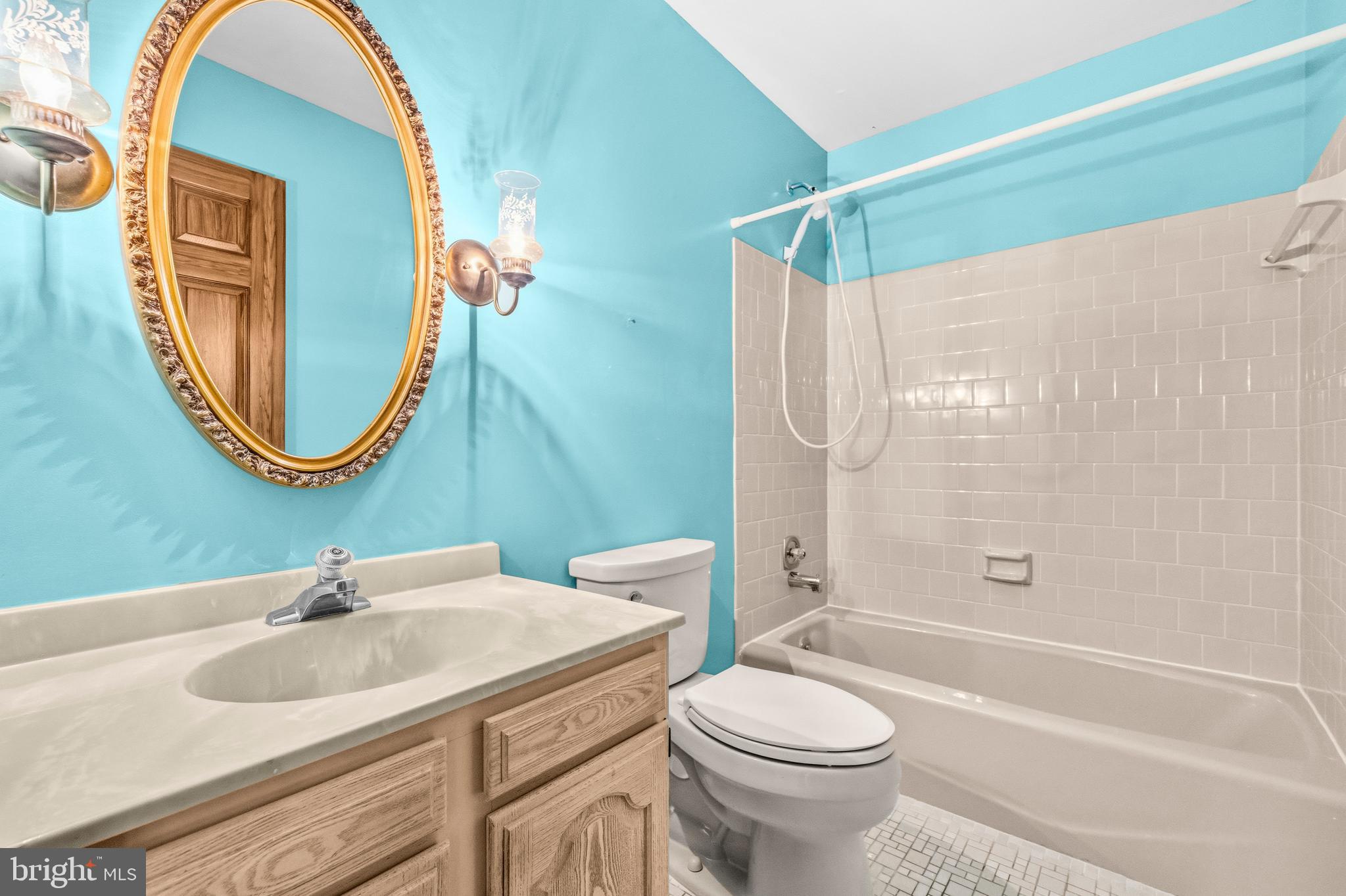 DAVIDSONVILLE - Residential