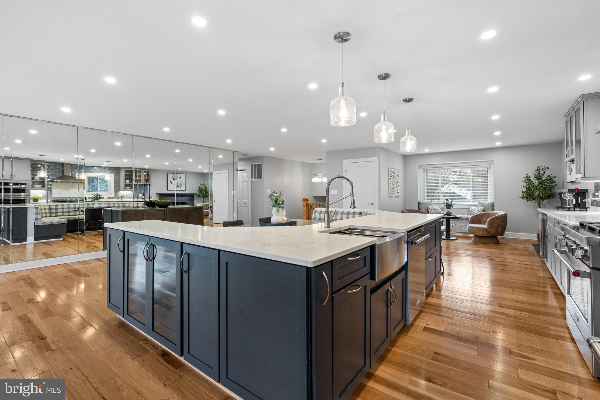 RESTON - Residential