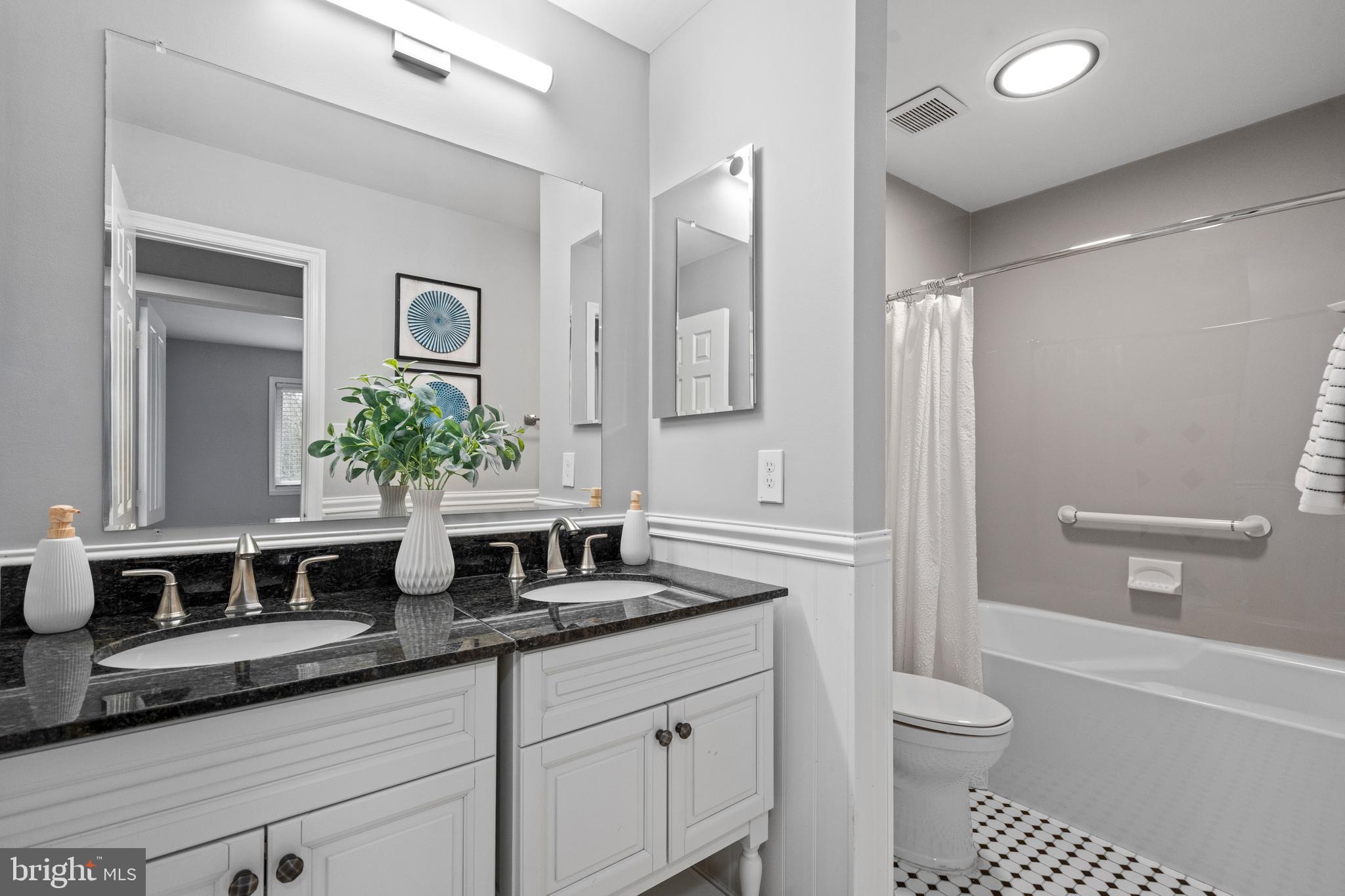 RESTON - Residential