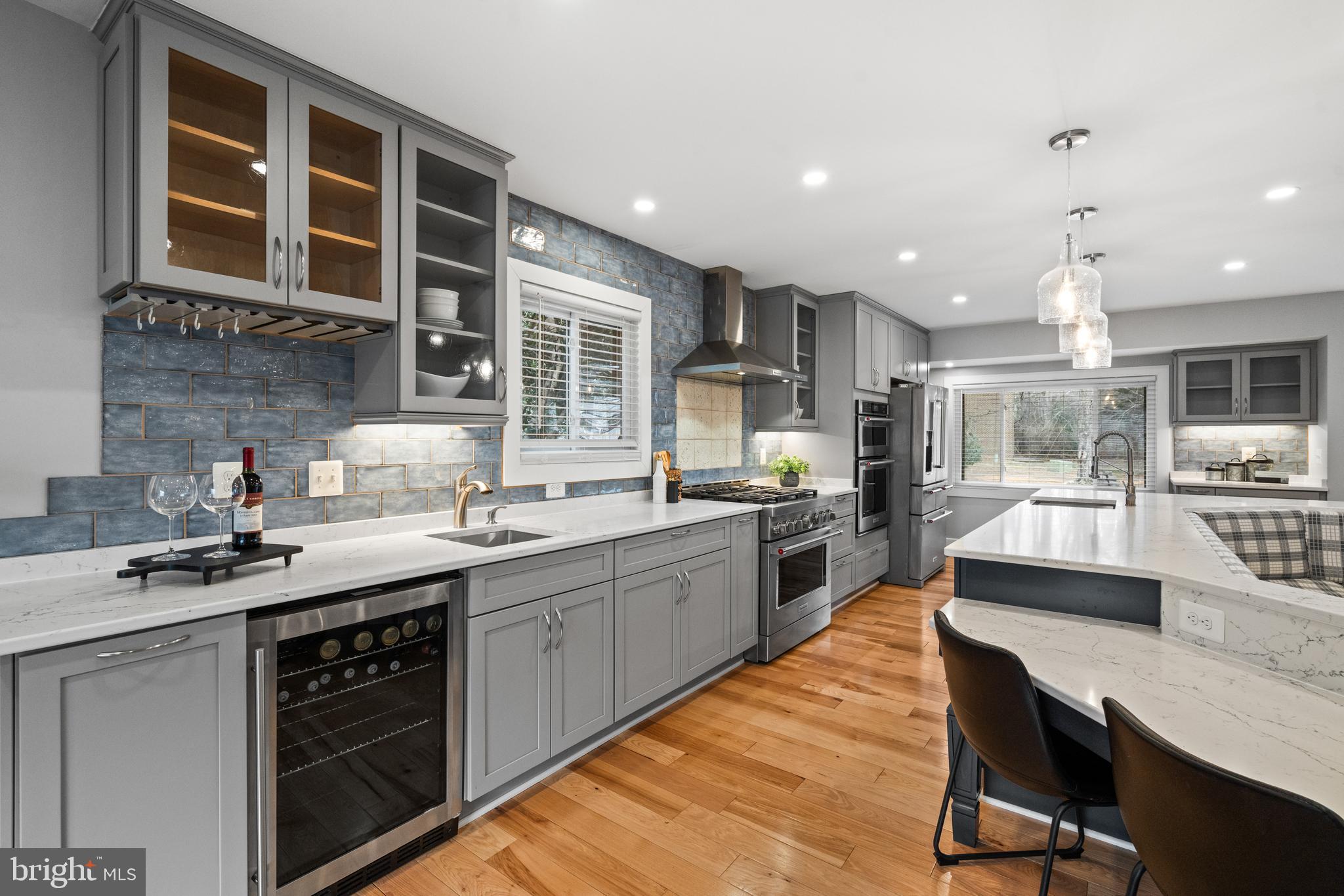 RESTON - Residential