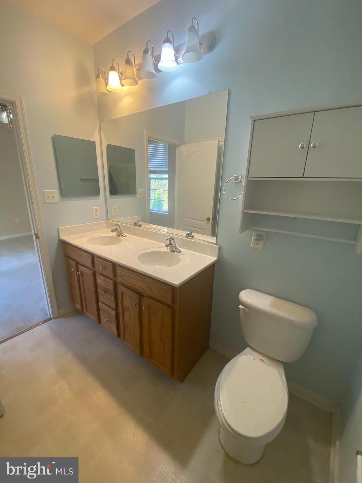 ARCHERS ROCK - Residential Lease