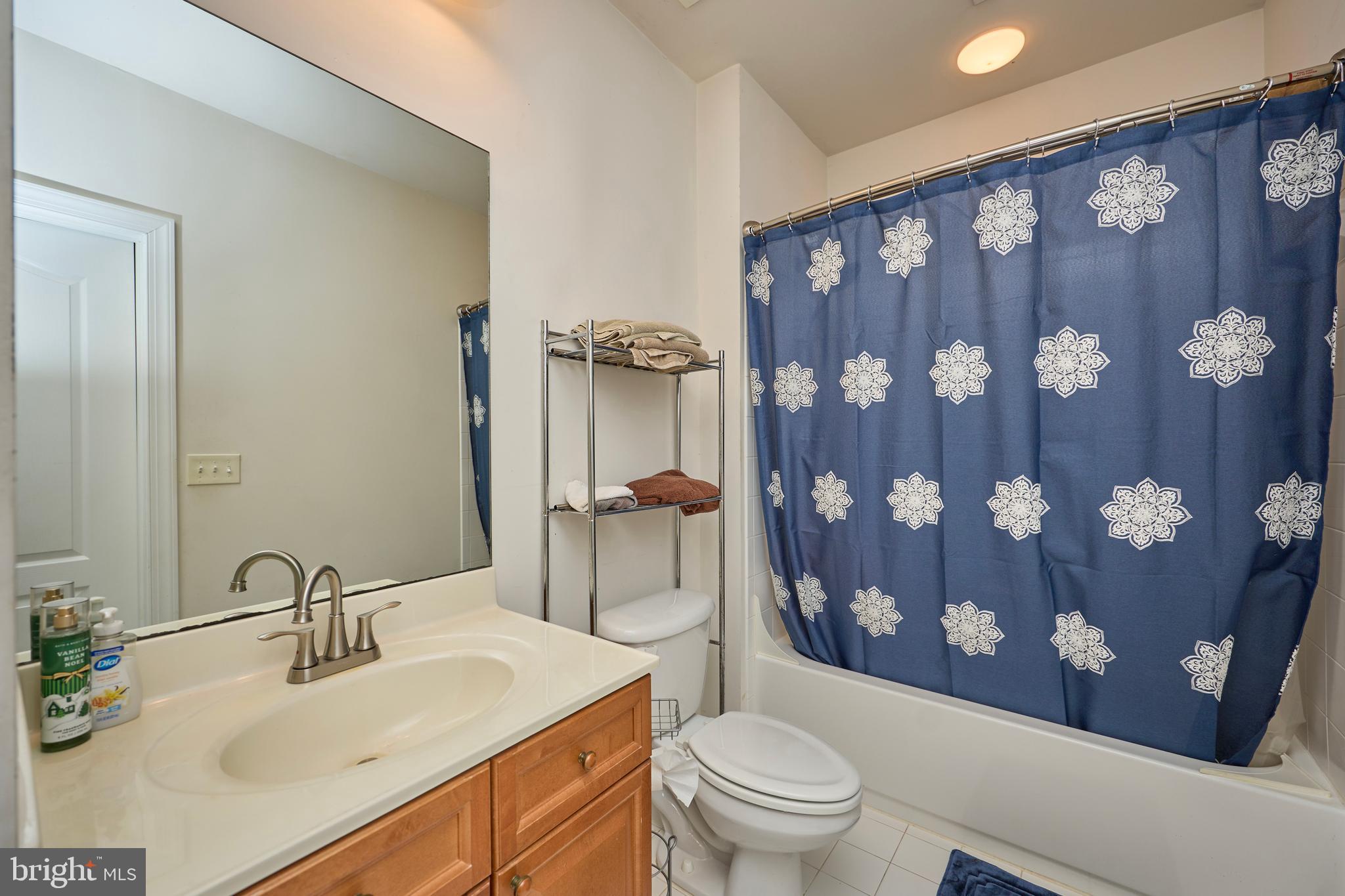 LIBERTY OAKS - Residential