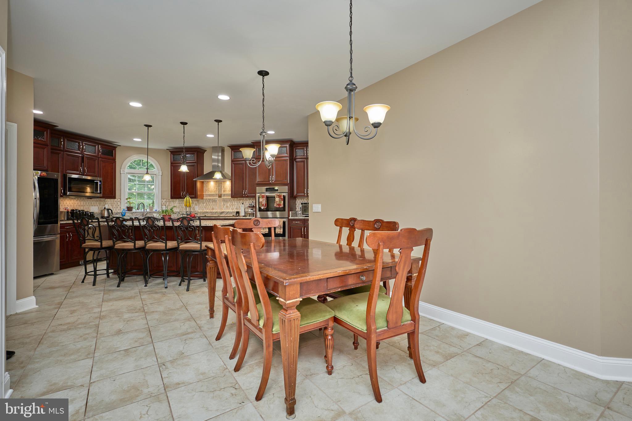 LIBERTY OAKS - Residential