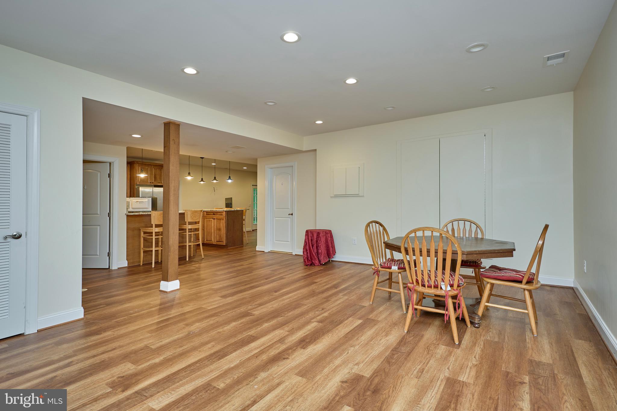 LIBERTY OAKS - Residential