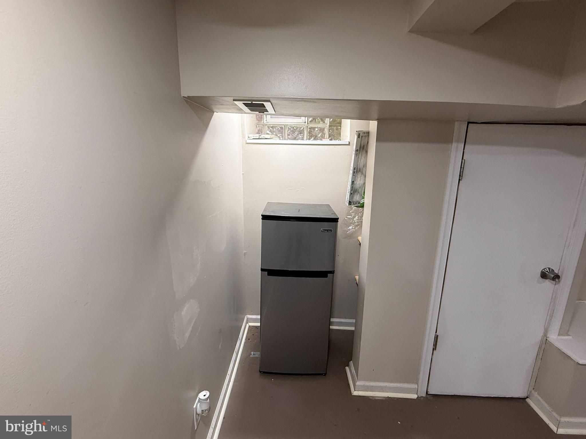 EAST OAK LANE - Residential