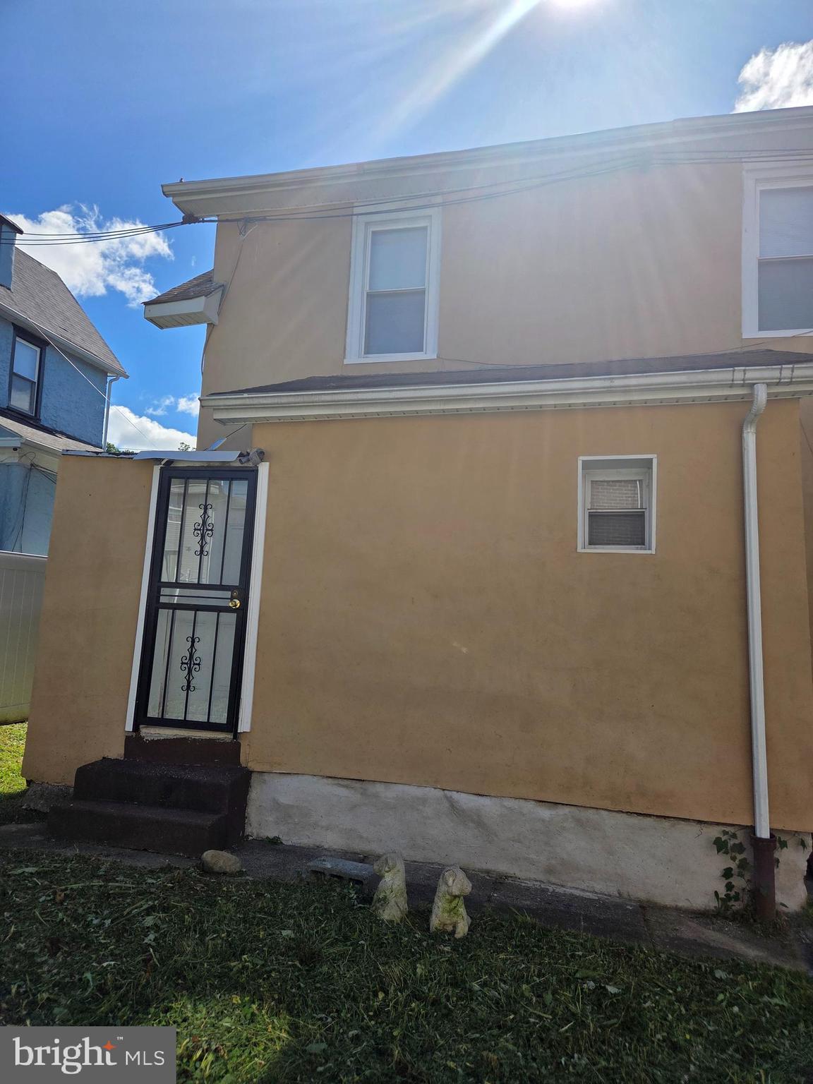 EAST OAK LANE - Residential