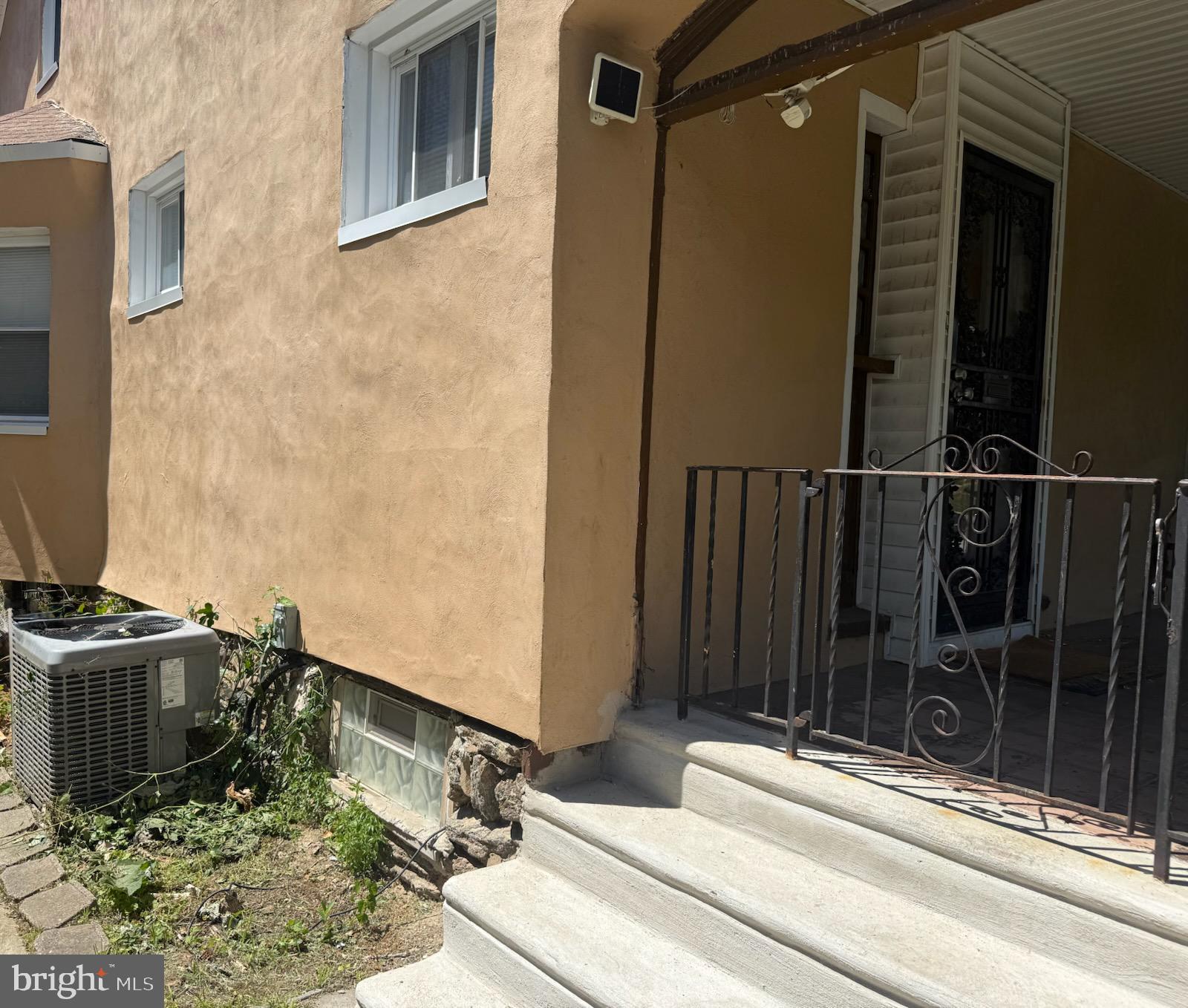 EAST OAK LANE - Residential