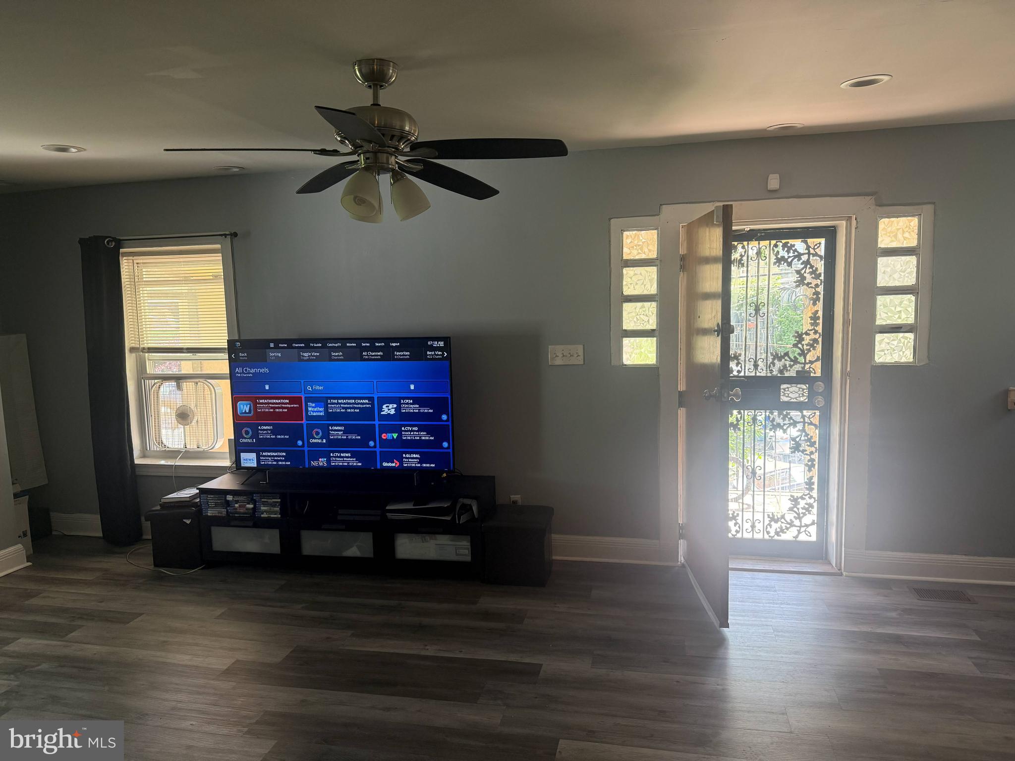 EAST OAK LANE - Residential