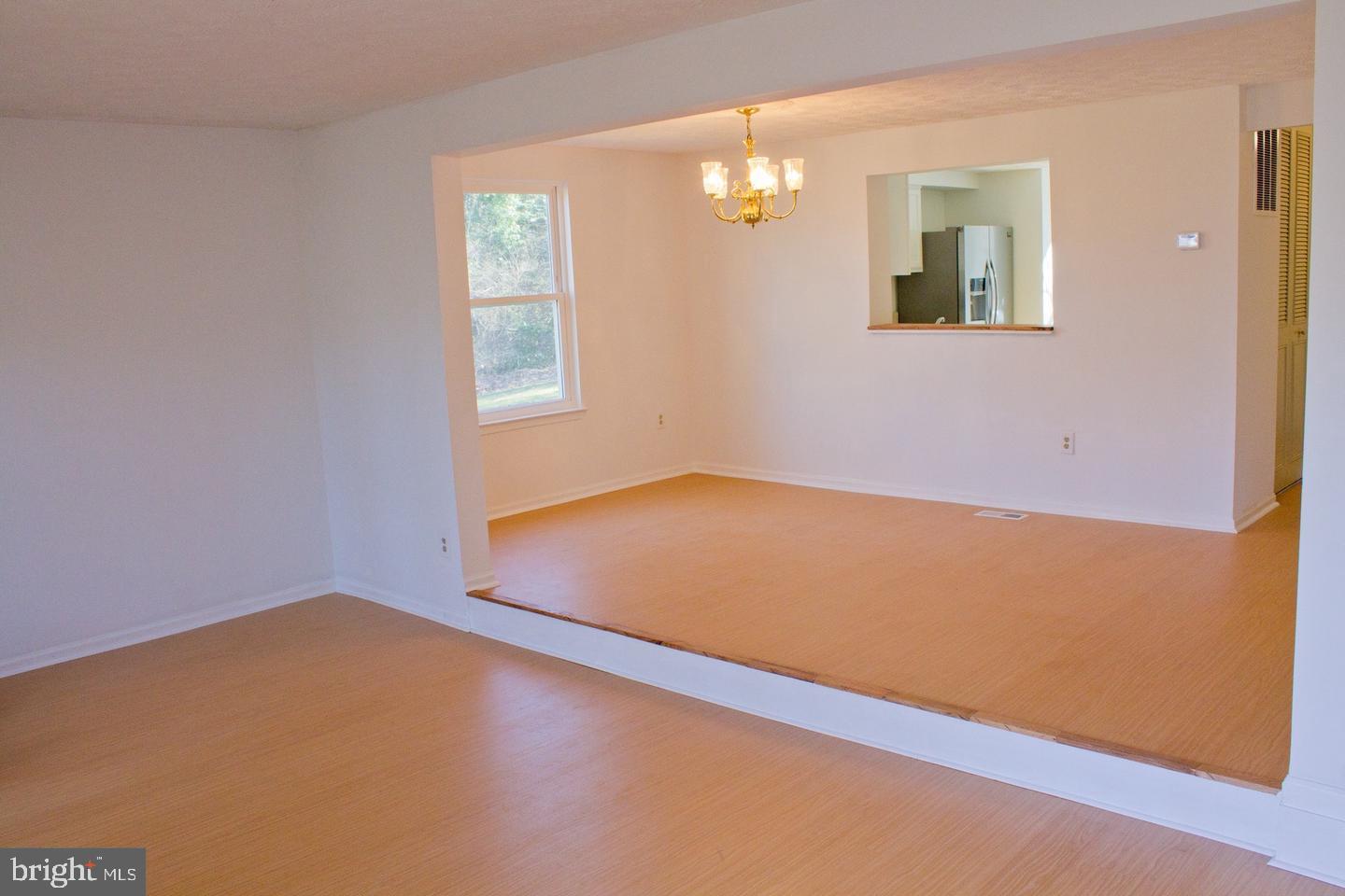 OAKMONT - Residential Lease