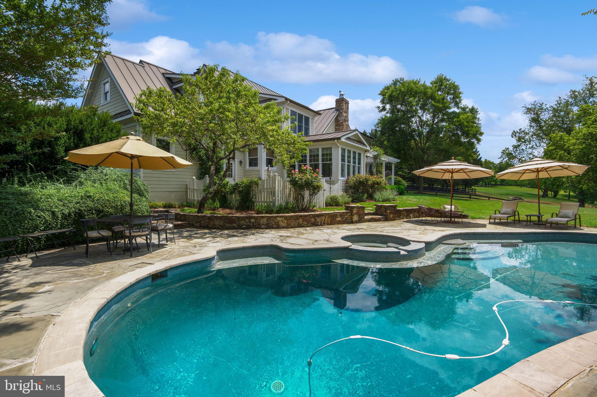 ATOKA CHASE - Residential