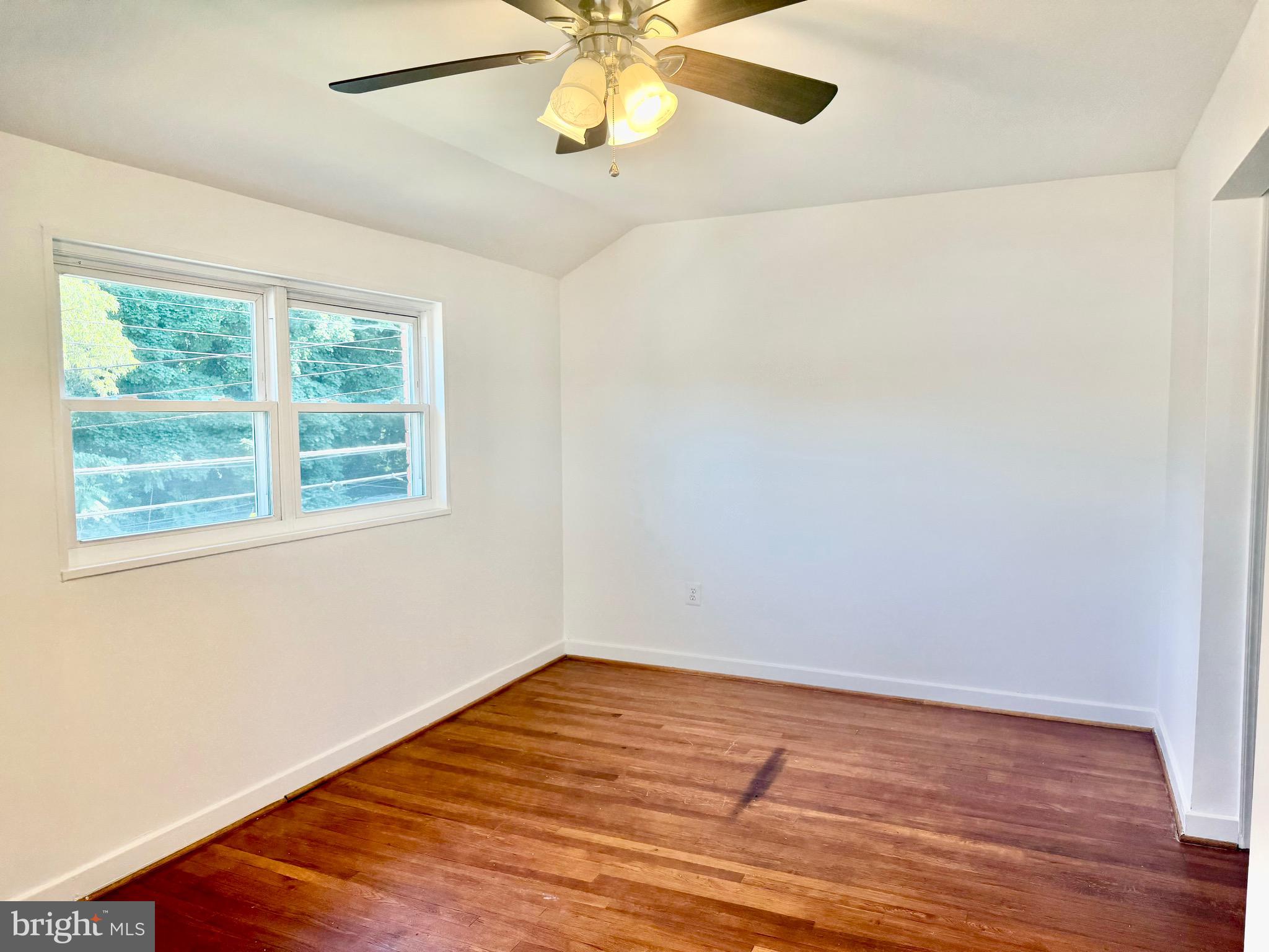 TEMPLETON KNOLLS - Residential