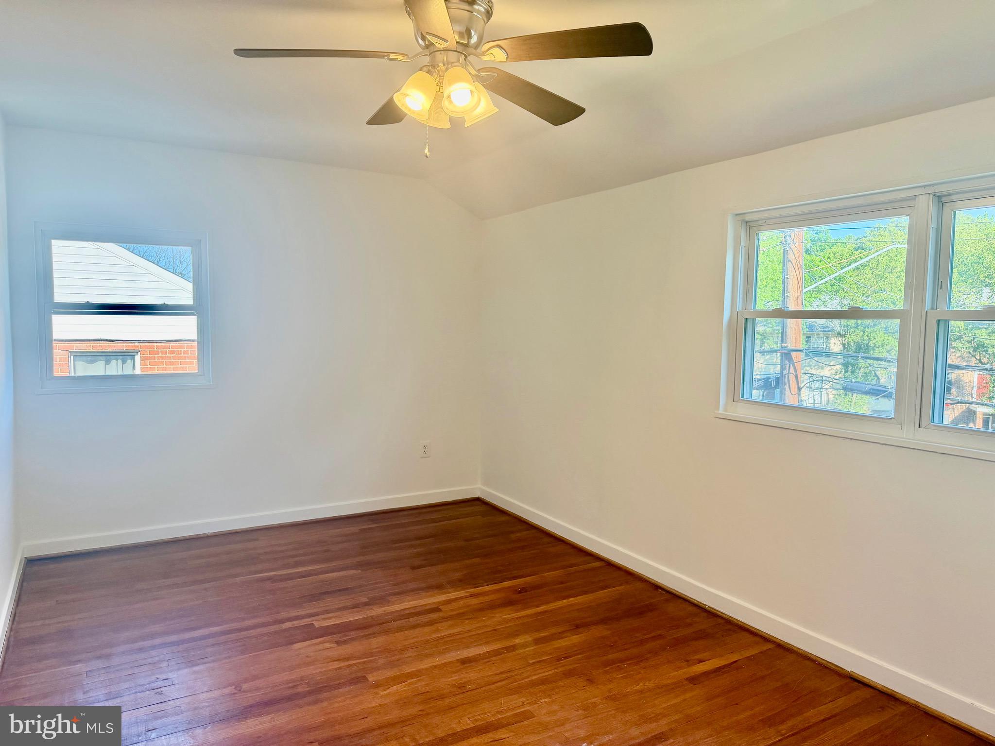 TEMPLETON KNOLLS - Residential