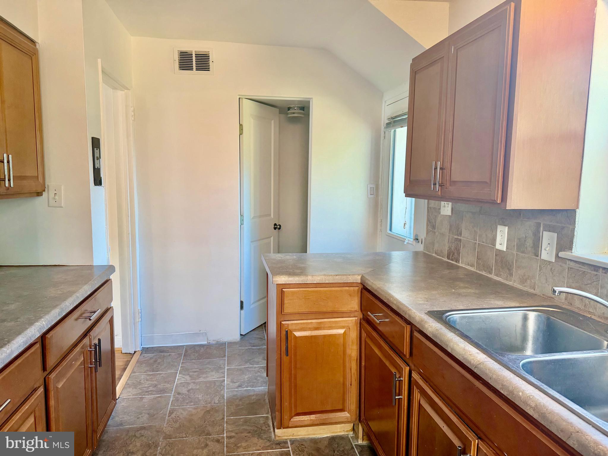 TEMPLETON KNOLLS - Residential