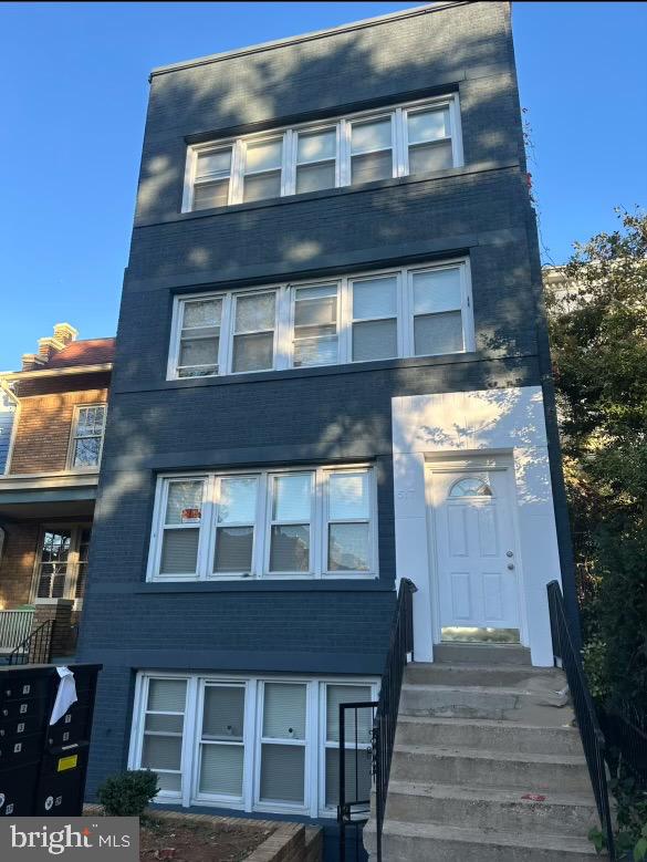 Welcome to Heritage Flats, your oasis nestled in the heart of Capitol Hill.  This beautifully renovated apartment building on 7th St. NE,  each apartment thoughtfully designed with modern amenities and stylish finishes.  All units fully renovated with brand new bathrooms, kitchens, appliances, flooring. Kitchens equipped with new appliances - stainless fridge, dishwasher, microwave and range/oven. Just six blocks from Union Station and two blocks from the rejuvenated H St. corridor.  Popular retail brands include Whole Foods, Solidcore, Orange Theory Fitness, Starbucks, Cava, and DC Favorite - Ben's Chili Bowl all within three blocks. This listing is for unit’s 3, 5, and 7, the One Bed, One Bath model.