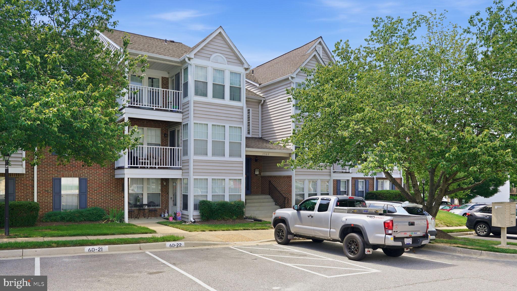 SHERBROOKE CONDO - Residential