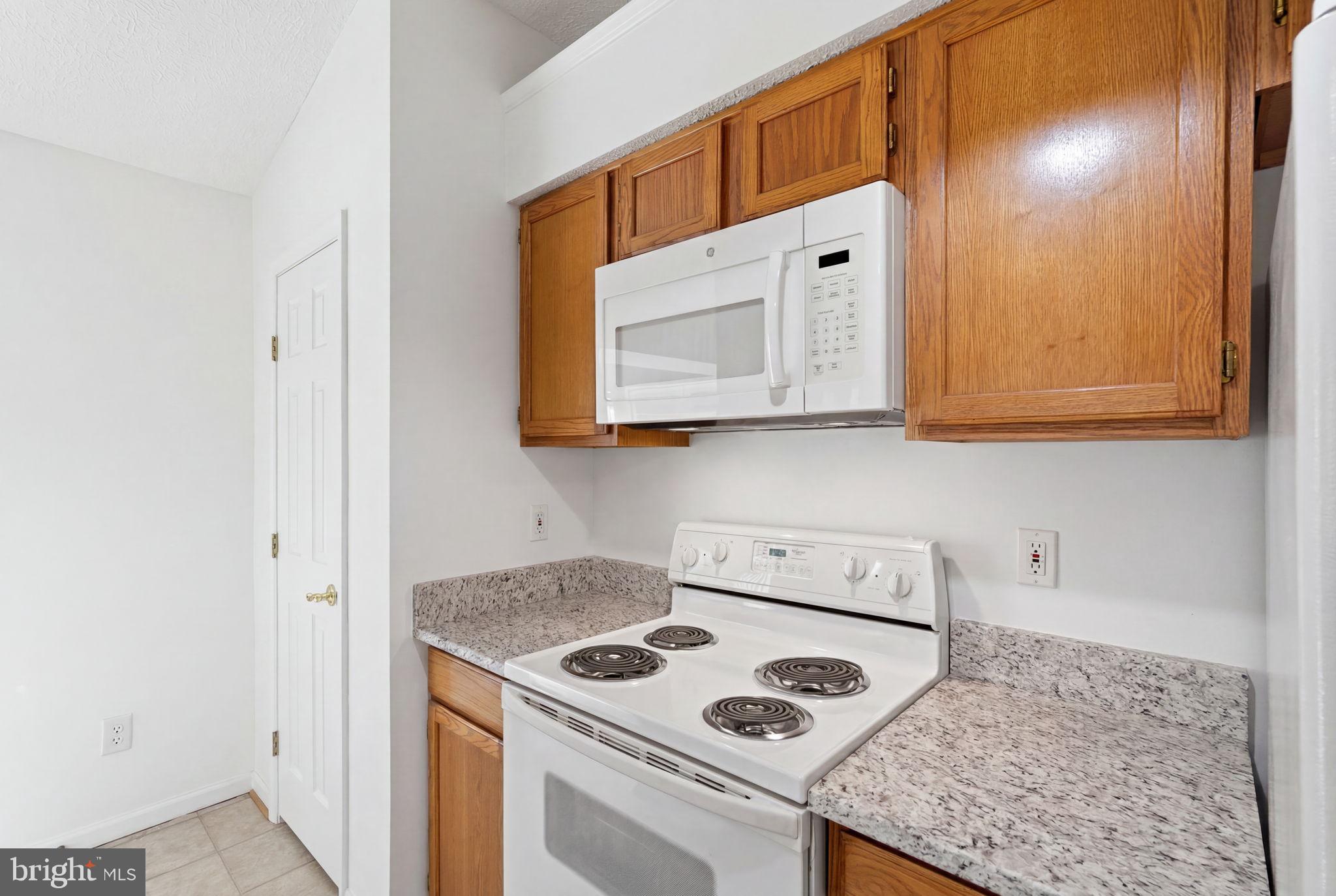 SHERBROOKE CONDO - Residential