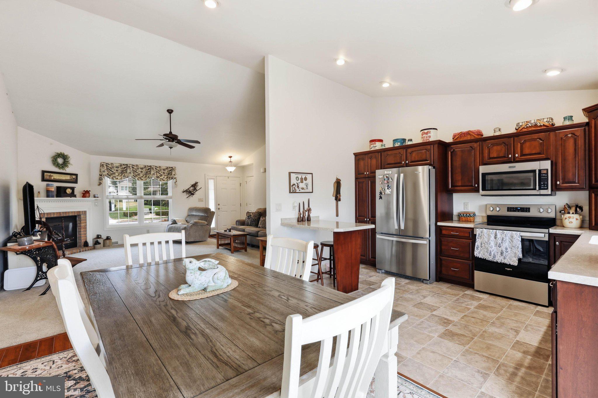 BROOKSHIRE - Residential