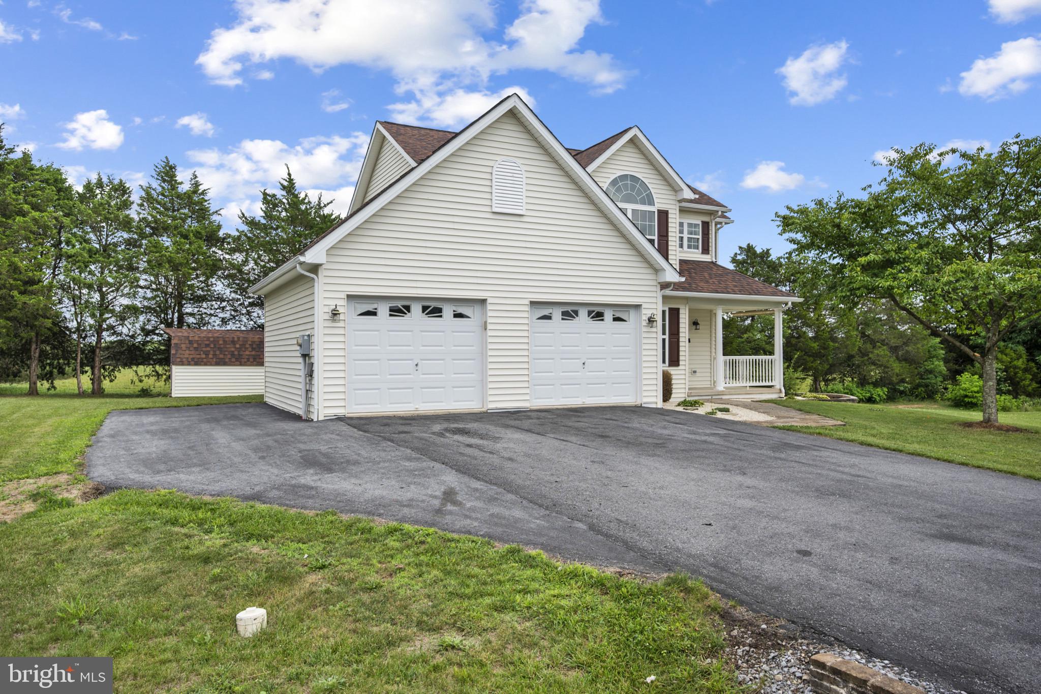 SPRING HILL - Residential