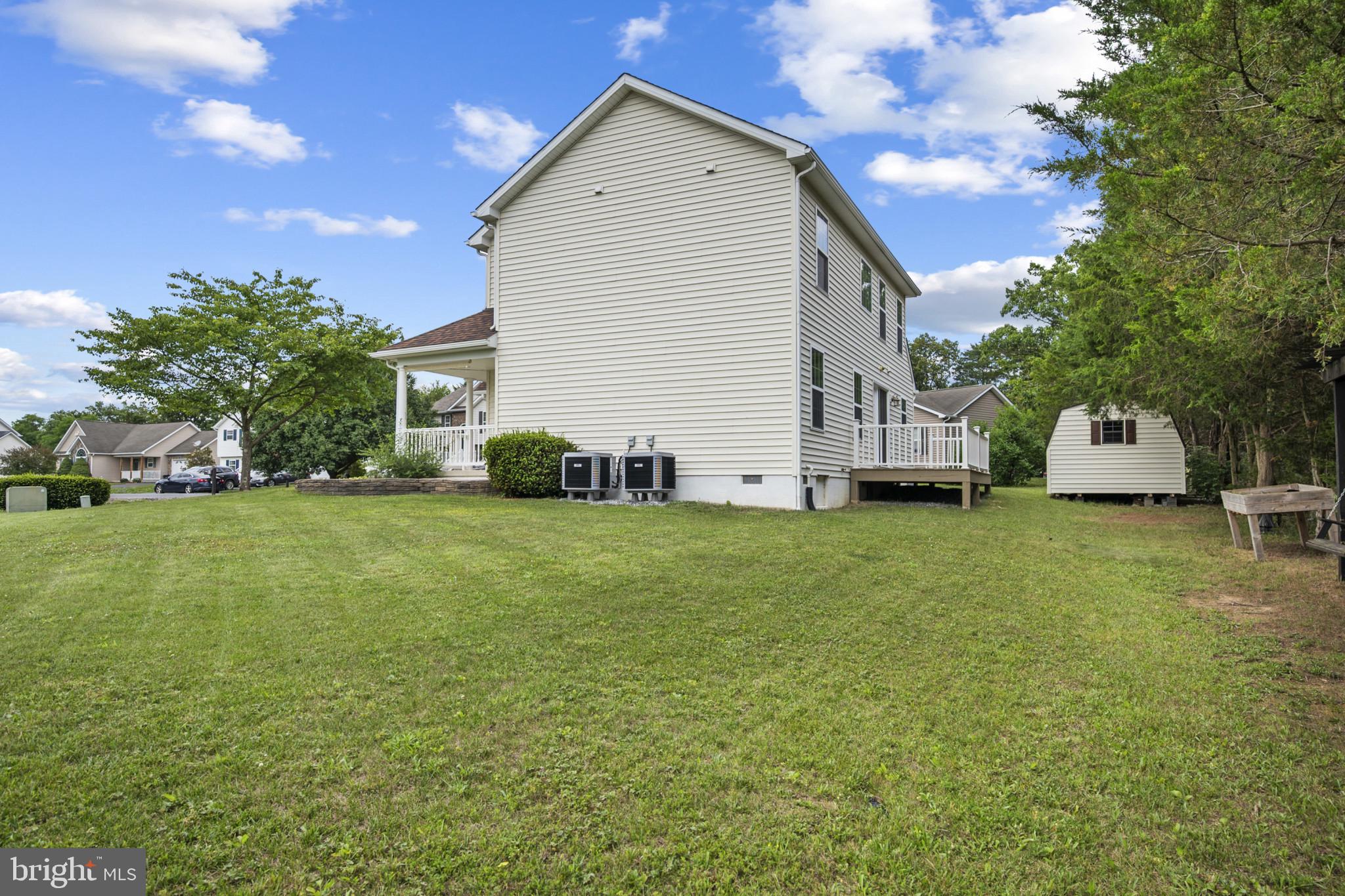 SPRING HILL - Residential