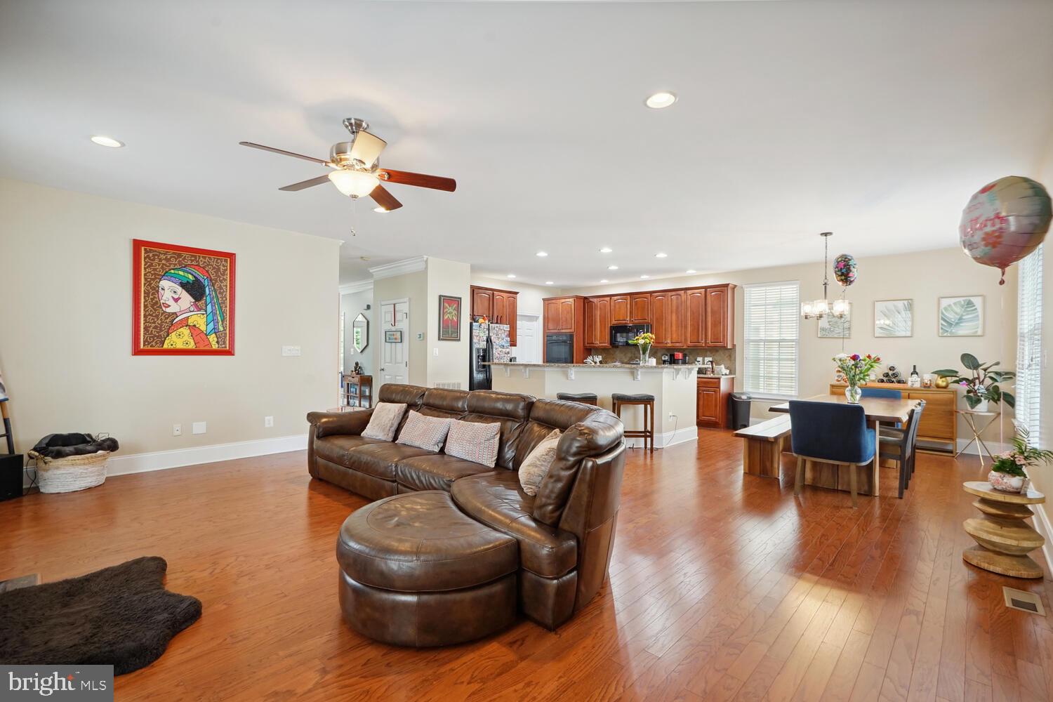 SOUTH RIDING - Residential