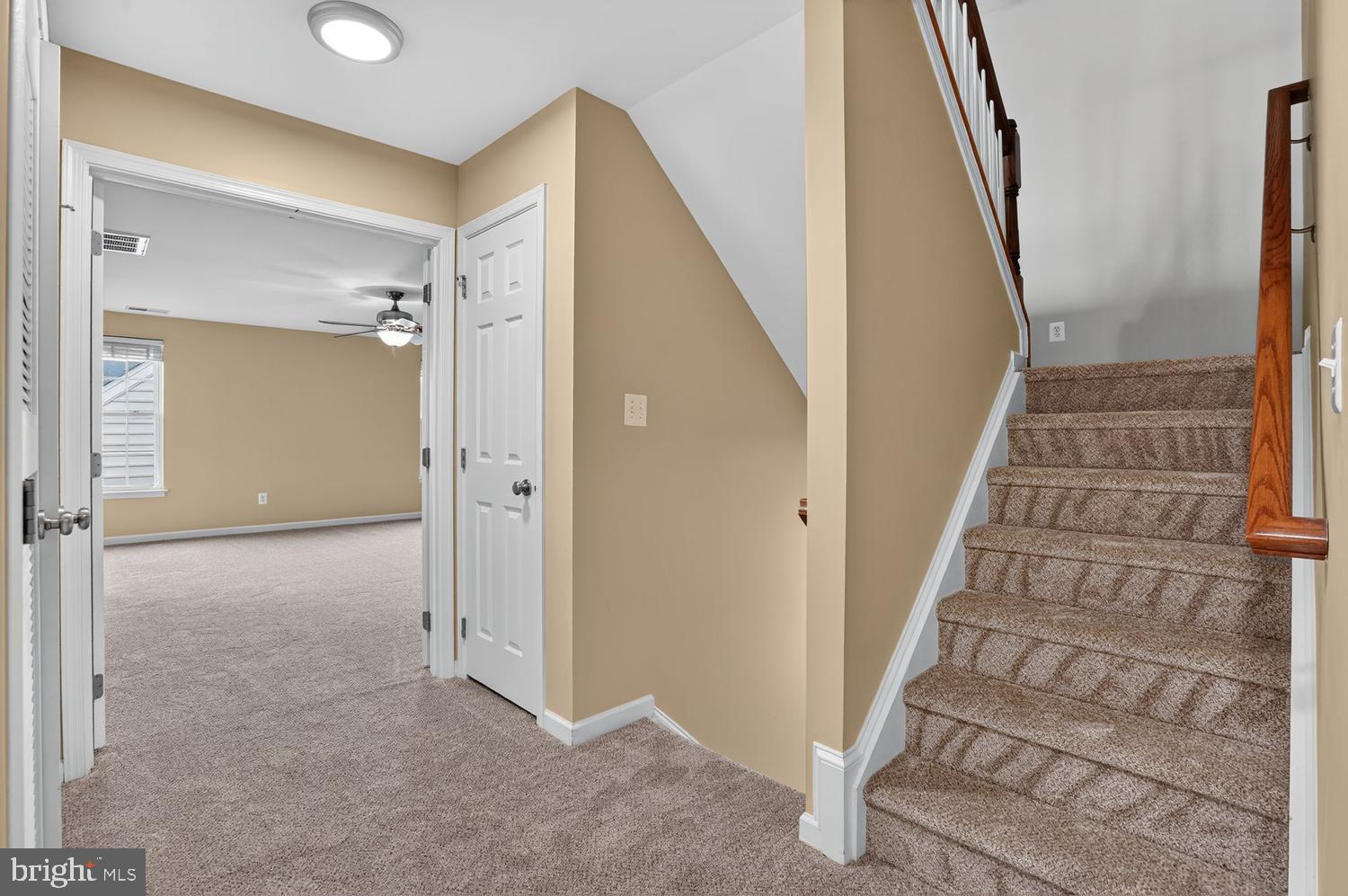 SOUTH RIDING - Residential