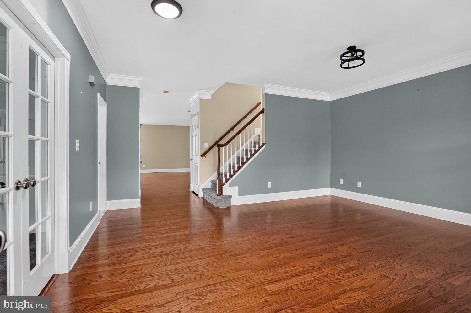 SOUTH RIDING - Residential