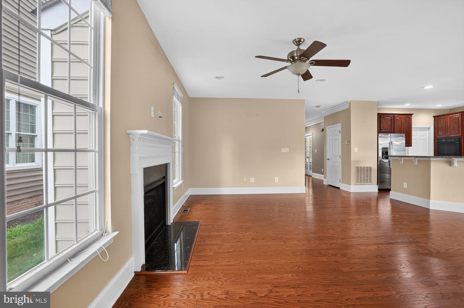 SOUTH RIDING - Residential