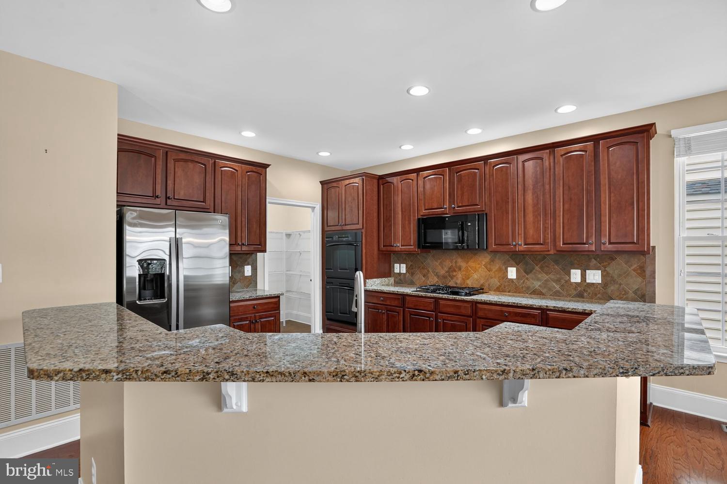 SOUTH RIDING - Residential
