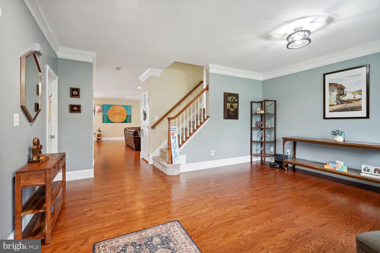 SOUTH RIDING - Residential