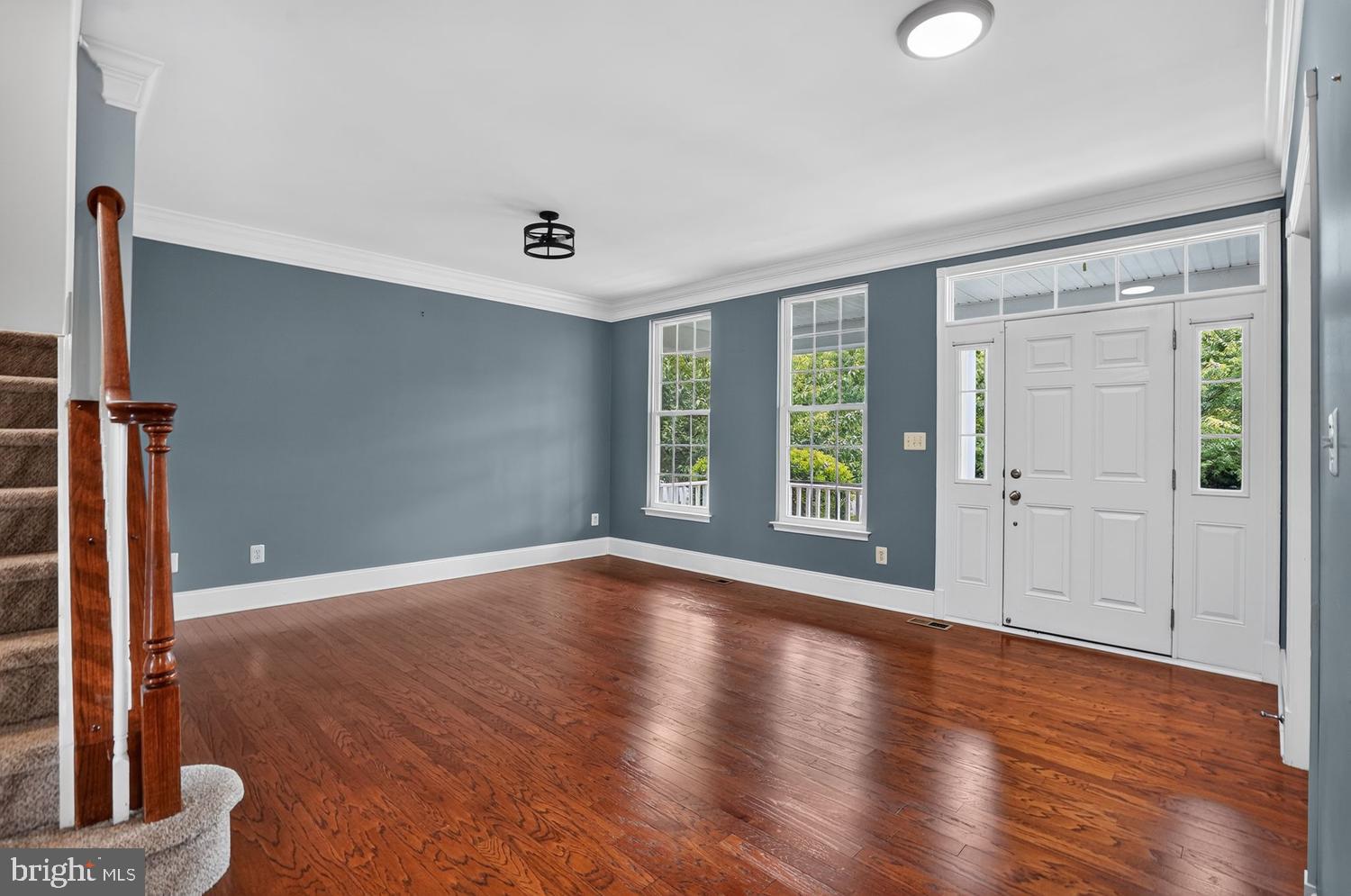 SOUTH RIDING - Residential