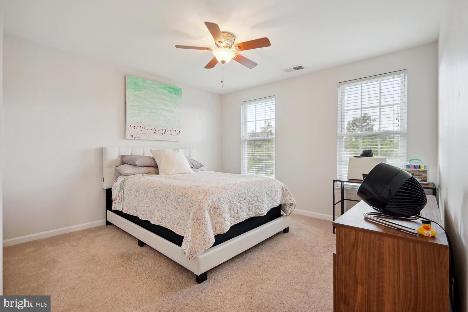 SOUTH RIDING - Residential