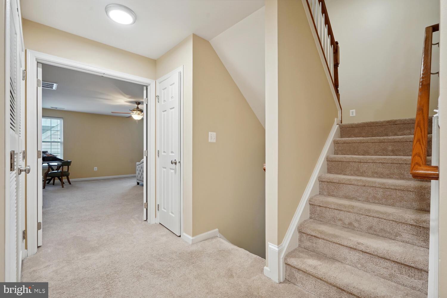 SOUTH RIDING - Residential