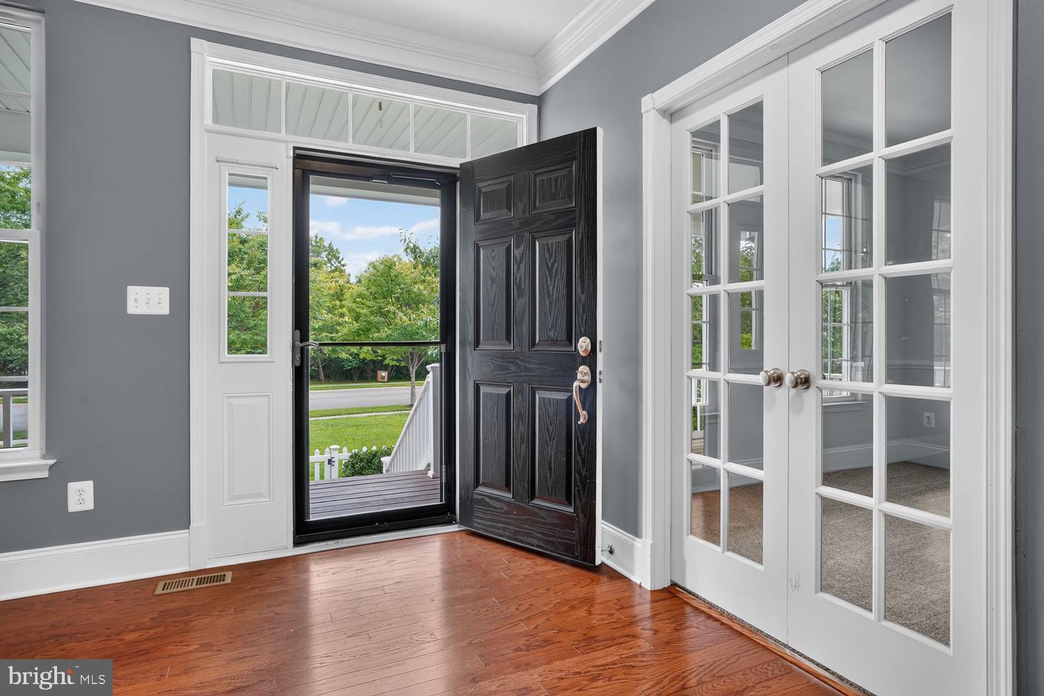 SOUTH RIDING - Residential