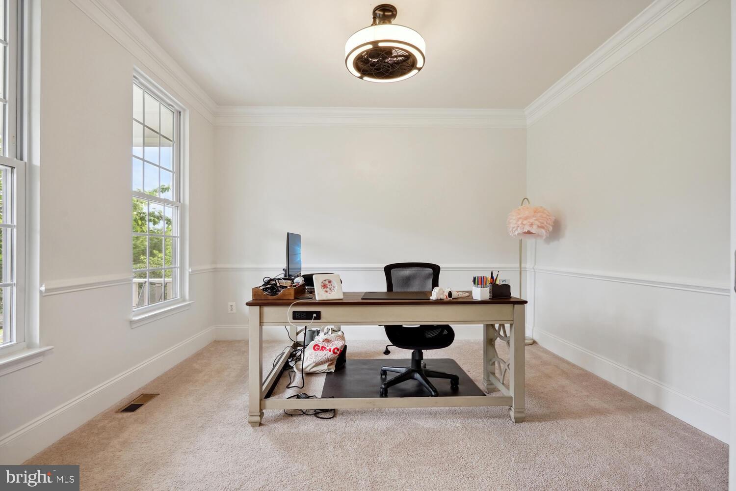 SOUTH RIDING - Residential