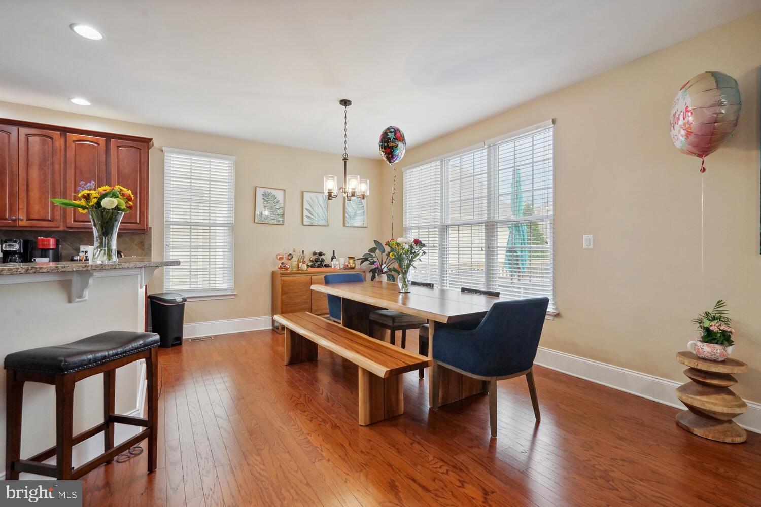 SOUTH RIDING - Residential