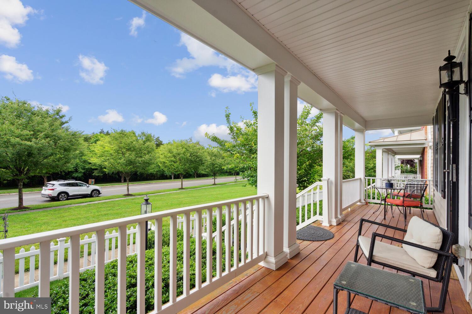 SOUTH RIDING - Residential