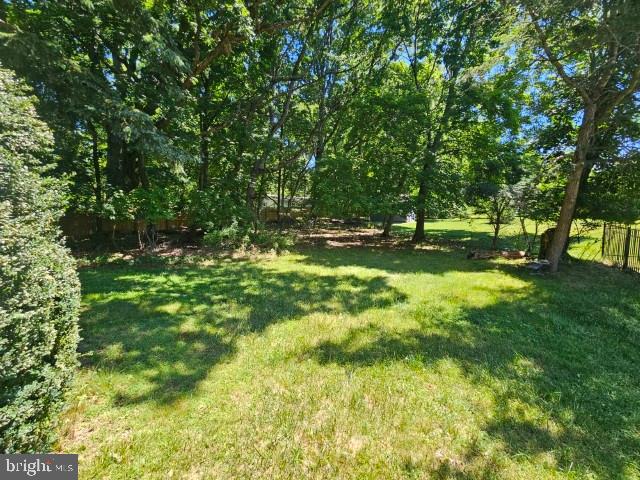 IVY WOODS - Residential