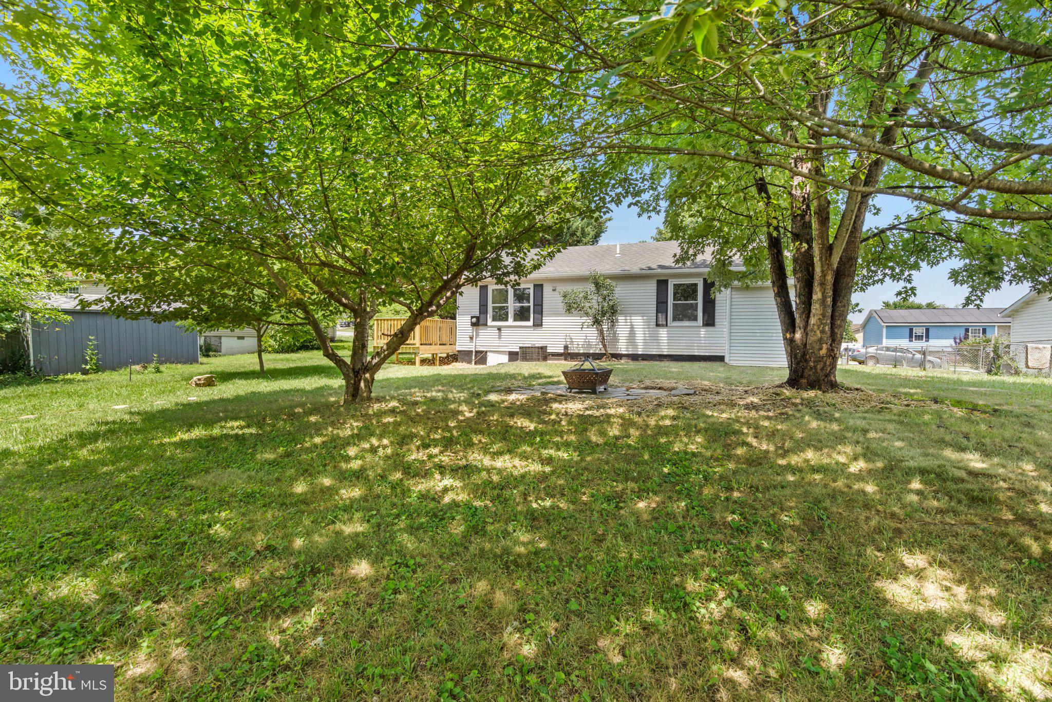 PATRICK HENRY ESTATES - Residential