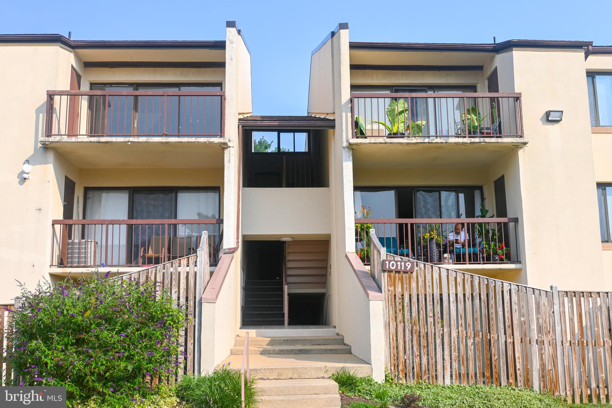 Welcome Home!  Fully renovated top floor 1-Bedroom Condo with Balcony and ALL NEW APPLIANCES.  Large Bedroom w/ 2 Closets! Washer/Dryer in unit. ALL UTILITIES INCLUDED! Near Bus & Metro, Shopping, I-495.  Walking distance to Prince George's County Community College. Unit is move in ready!