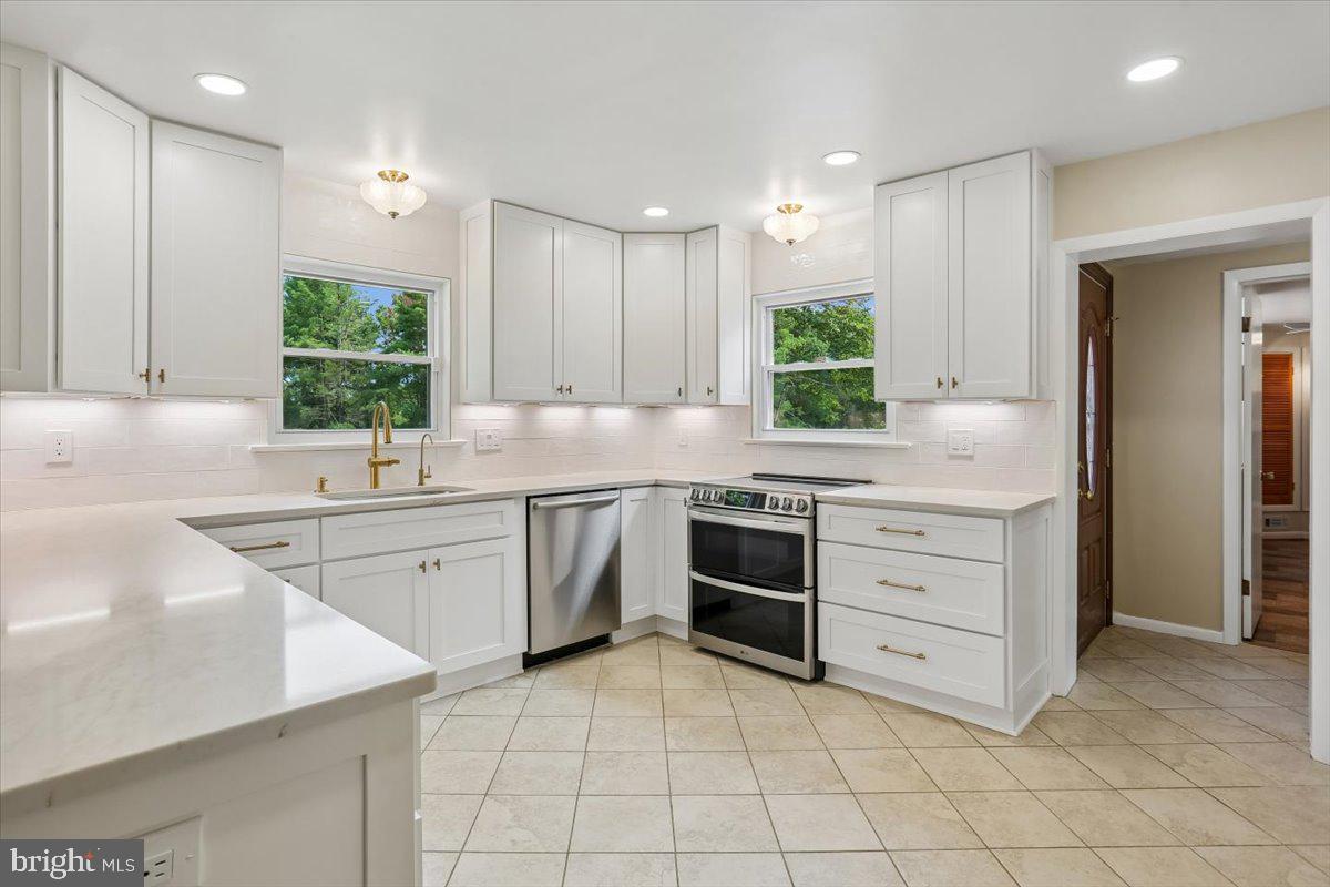 RIDGELAND FARM ESTATES - Residential
