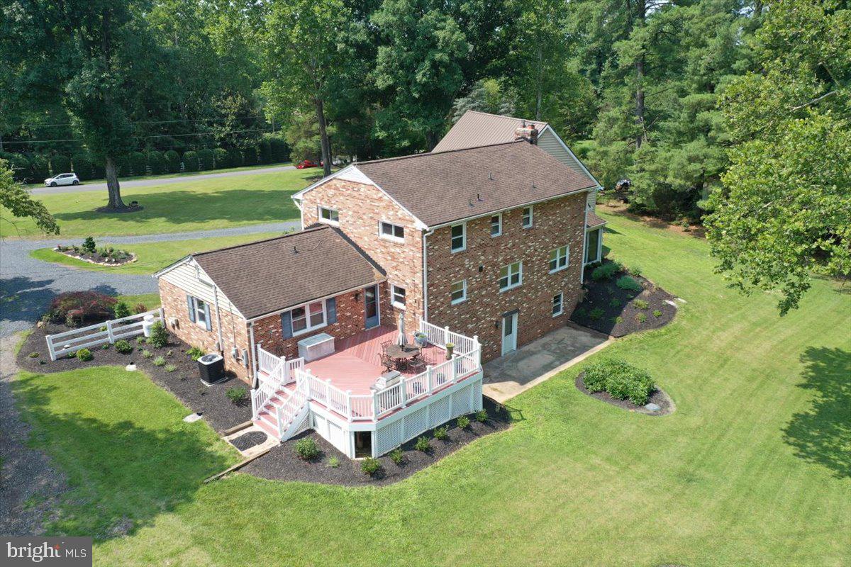 RIDGELAND FARM ESTATES - Residential