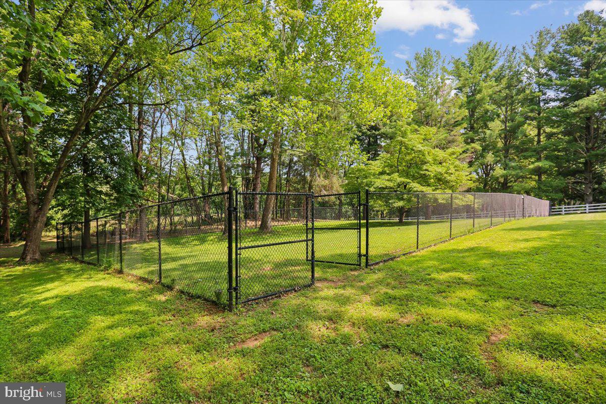 RIDGELAND FARM ESTATES - Residential
