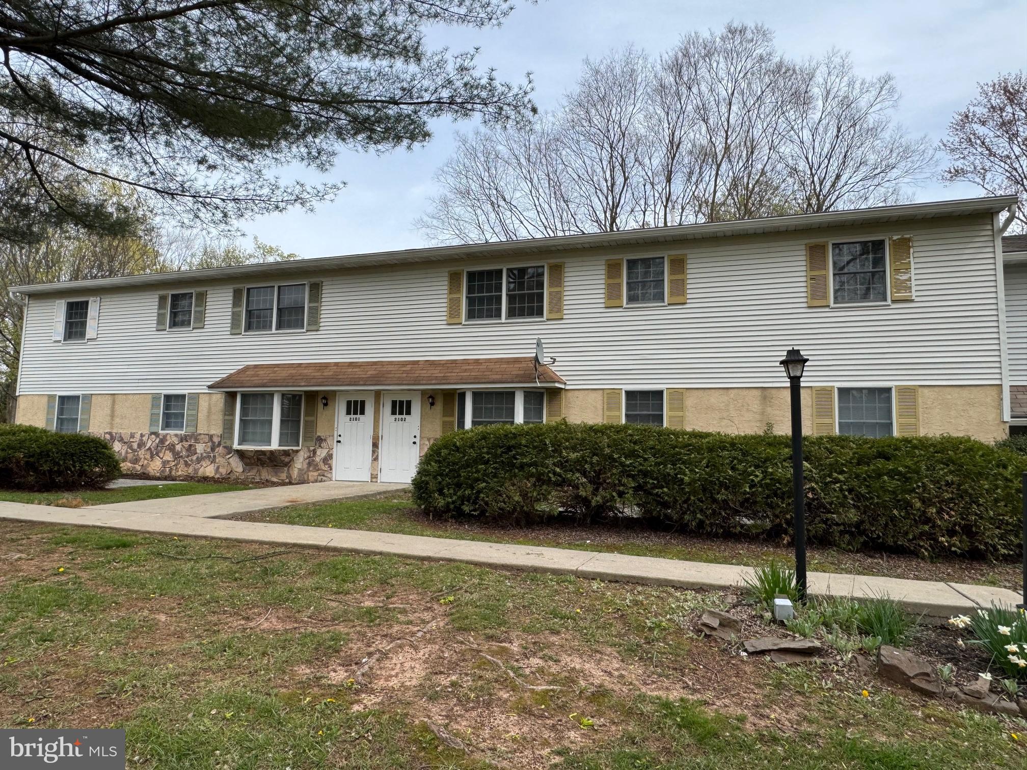 Nestled in the heart of Montgomery County, welcome to a totally renovated  2nd floor end unit 1 bedroom/1 bathroom condo located in sought after Whitpain Hills. This property holds many desired features like vinyl planked floors, newly painted, new HVAC systems, recessed lighting, new washer/dryer in unit, and granite countertops. The living room has a bay window allowing natural light to fill the room, and a coat closet. In the kitchen, there are 42" cabinets with soft close doors and drawers, granite backsplash, breakfast bar, undermount sink, garbage disposal, and stainless-steel appliances. The bathroom has a tiled tub/shower combination and tiled floor. The large bedroom has recessed lighting, and two spacious closets. Located in the award-winning Wissahickon School District, this home is conveniently located near Centre Square Commons Shopping Center. Just a short drive away, you can enjoy all the quaint boutiques, dining and entertainment in revitalized downtown Ambler or Skippack Village have to offer! Easy access to all major arteries and the Septa train line will make for a comfortable commute to just about any destination. First and last months rent, plus one month security deposit due upon signing. No pets and no smoking allowed!