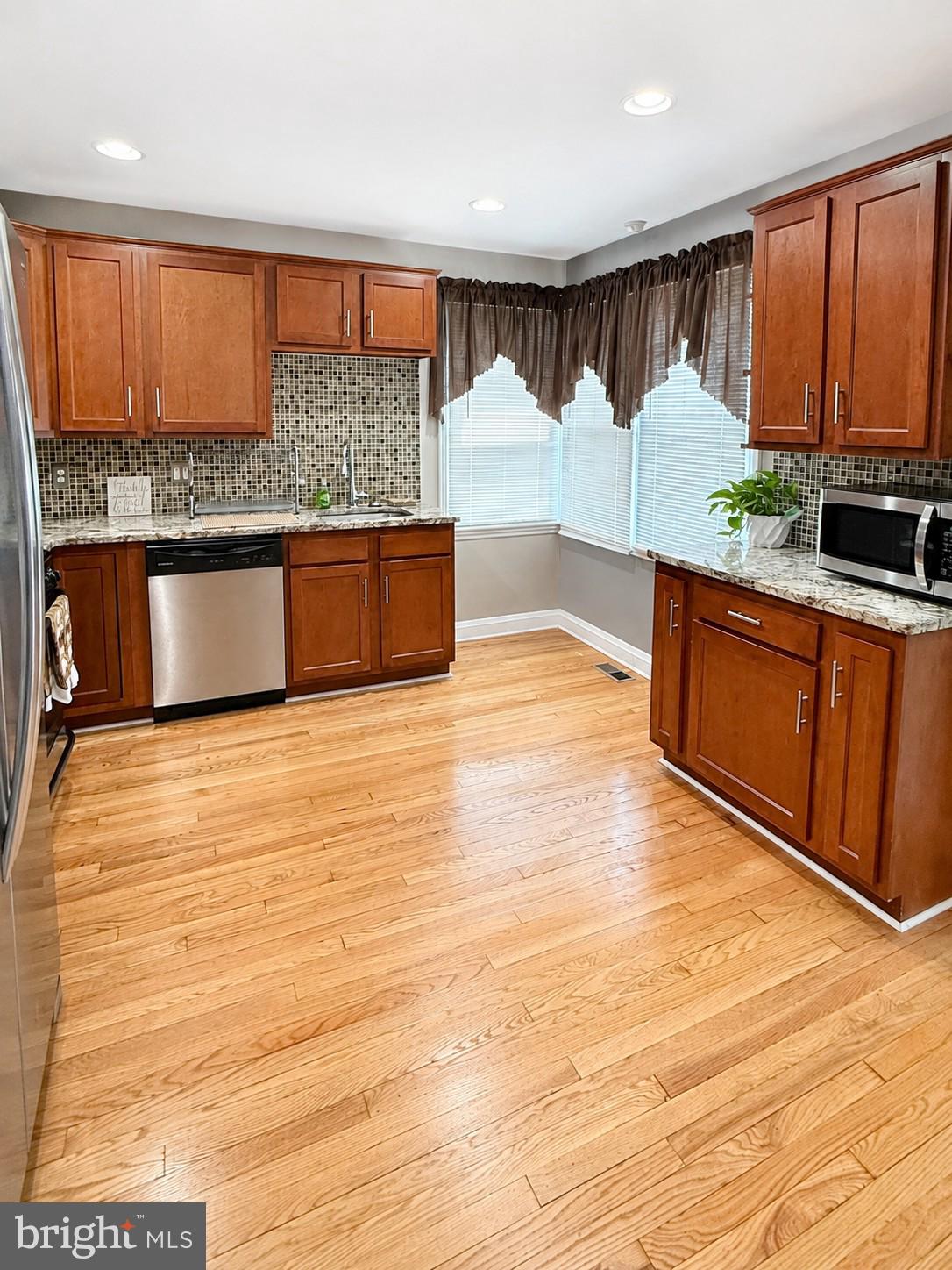 GWYNNLAKE PARK - Residential