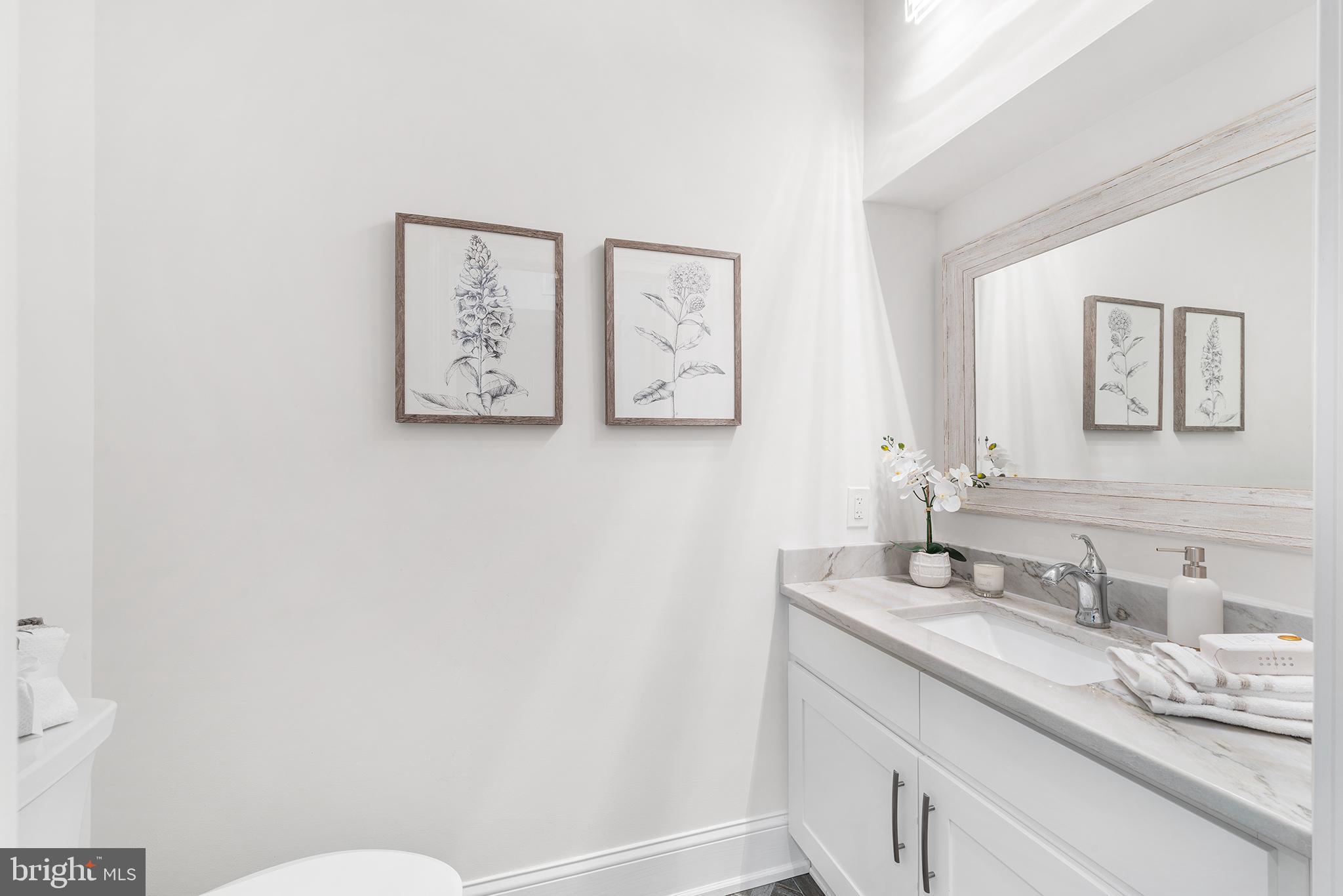 ROCKY HILL - Residential